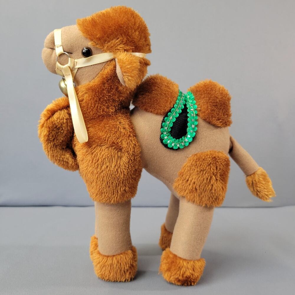 Camel Plush Brown Shaggy Fur Green Saddle Halter Bridle Reins 10" Tall Toy